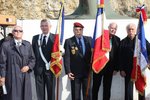les porte- drapeaux